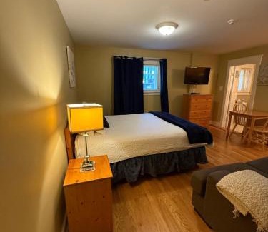 Waterford Valley Apartment | Midstream Manor Unit 1, Studio