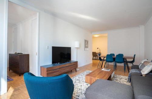 Sutton Place Apartment | Midtown East 2BR w Doorman Gym nr Bloomingdales NYC-1352