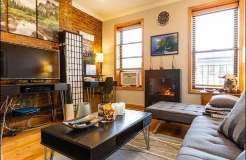 Midtown West Apartment | Midtown Manhattan Modern Charming 1BD Apt near Times Square