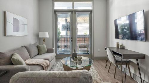 Nashville Apartment | Midtown Nashville Apartments by Landing