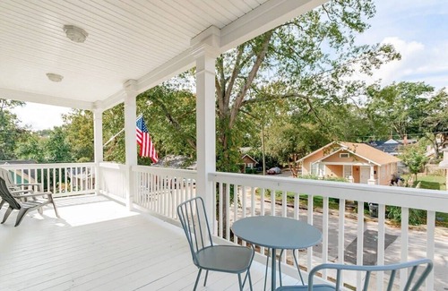Columbia House | Midtown, Near USC & River - Paired On Pope 1 & 2!