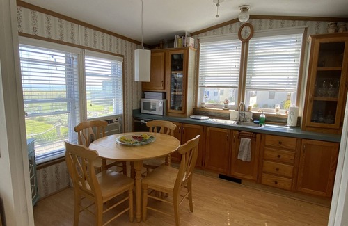 Town of East Hampton Condo | Midwaves- Ditch Plains at the Beach