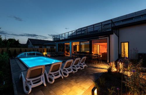 Mielno House | Mielnovo - dom z basenem, sauną i jacuzzi