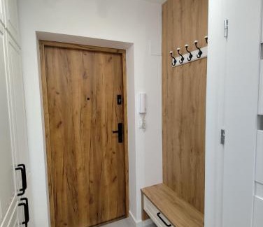 Sielce Apartment | Mieszkanie Konduktorska 1a
