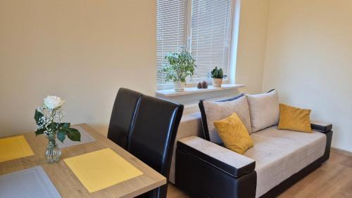 Targowek Apartment | Mieszkanie Zielony Targówek