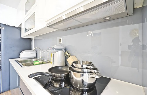 Ngoc Khanh Apartment | Mikage - Vinhome Metropolis Lieu Giai Apartment