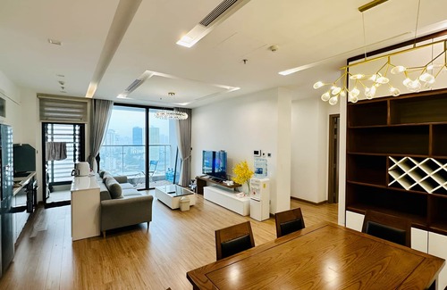 Ngoc Khanh Apartment | Mikage - Vinhome Metropolis Lieu Giai Apartment