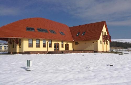 Matraterenye Hotel | Miklós Fogadó és Étterem