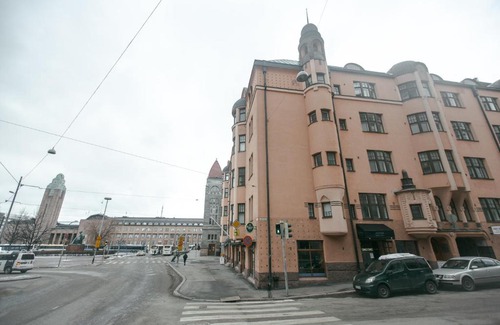 Kluuvi Apartment | Mikonkatu studio next to the Central station