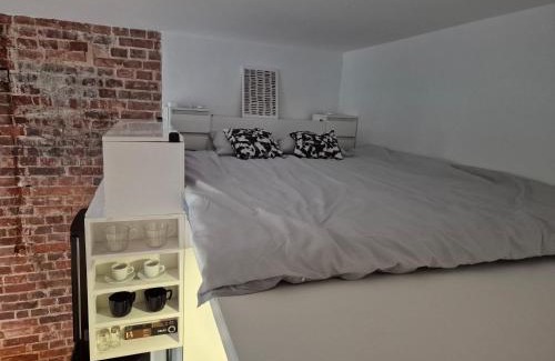 Srodmiescie Apartment | Mikro-mieszkanie w sercu Nadodrza