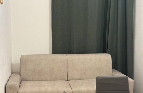 Ponte Seveso Apartment | Milan Central Station Bliss: a few steps away from the Central Station