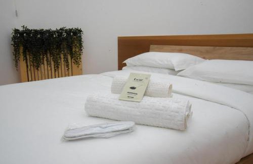 Porta Volta Apartment | Milan Luxury Loft with Sauna & Jacuzzi
