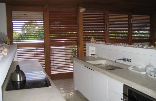 Sandy Point Villa | Miles Of White Sand Beach at 3MC , Seclusion And All The Comforts You Could Want