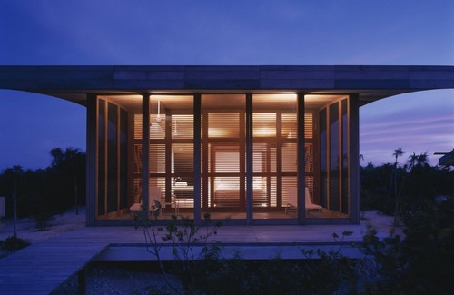 Sandy Point Villa | Miles Of White Sand Beach at 3MC , Seclusion And All The Comforts You Could Want