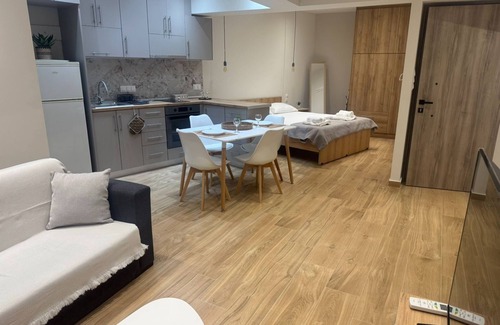Milies Apartment | Milies Creekside Studio