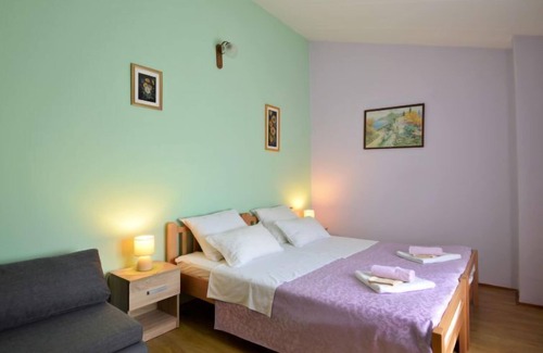 Foli House | Milka 1 (ROJ315) by Interhome