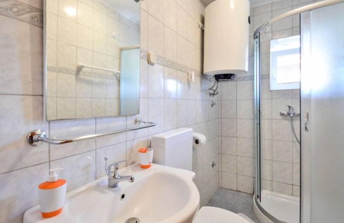 Foli House | Milka 2 (ROJ316) by Interhome