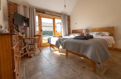 Bourton Bed & Breakfast | Mill Cottage - Ash Farm Cotswolds