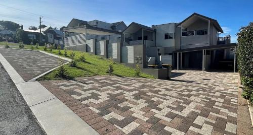Albany Apartment | Mill View Link