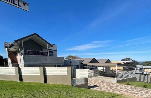 Albany Apartment | Mill View Link