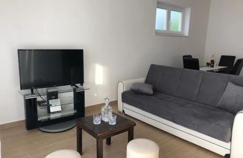 Rijeka Apartment | Milla 2