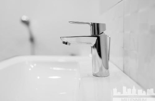 Praga Apartment | Millennium Manufaktura Blue