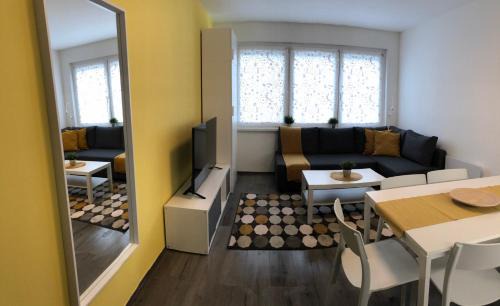 Balatonfoldvar Apartment | Millenove Apartman Balatonföldvár