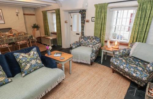 Newport House | Millfield