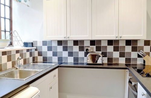 Seatown Cottage | Millstones is a lovely property for two.