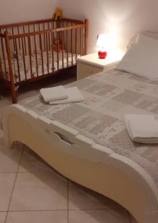 Mousata Apartment | Mimi's sunnyview house