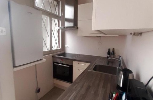 Old Town Apartment | Mimosa Goldenstern Residence