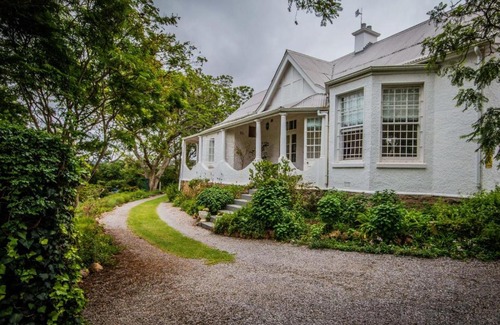 Grahamstown Bed & Breakfast | Mimosa