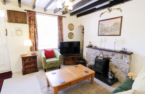 Llangynog House | Minafon