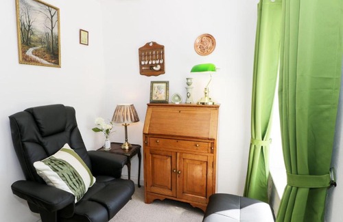 Llangynog House | Minafon