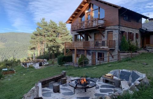 La Molina Hotel | Minds & Mountains Eco Lodge