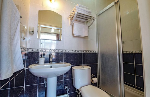 Bozcaada Bed & Breakfast | Mine Tatil Evi