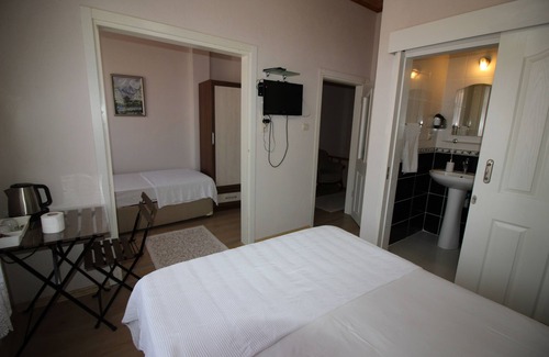 Bozcaada Bed & Breakfast | Mine Tatil Evi