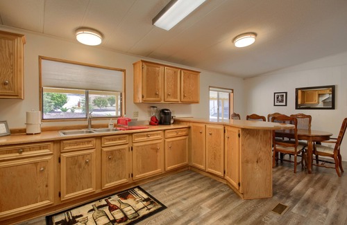 Catheys Valley House | Miners Rock Ranch in tranquil setting near Yosemite Valley/Merced River