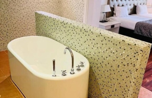 Seri Kembangan Hotel | Mines Beach Resort Hotel