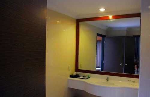 Seri Kembangan Hotel | Mines Beach Resort Hotel
