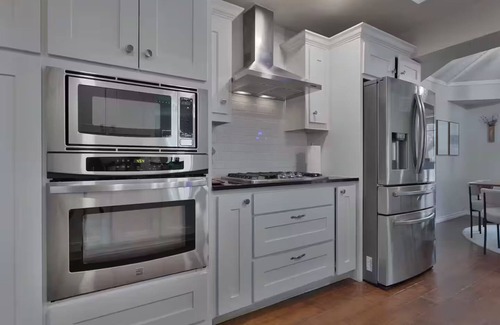 Lake Highlands House | Mini Golf | Pool | Game room | Stylish & Spacious | Wifi | Free Parking