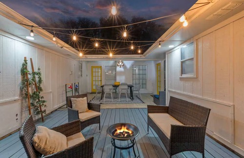 Lake Highlands House | Mini Golf | Pool | Game room | Stylish & Spacious | Wifi | Free Parking
