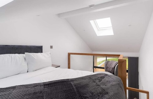 New Mill Cabin | Mini Lodge 1 in the Cornish Countryside