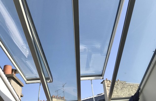 Quinze-Vingts Apartment | MINI LOFT WITH VERANDA AND 3* BALCONY