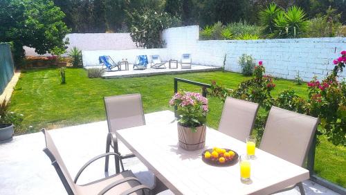Lagonissi House | Mini-villa Central Park near the beach