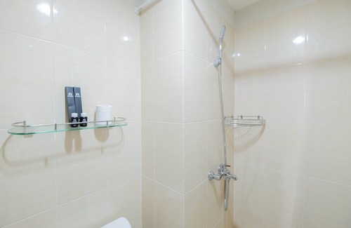 Cikarang Hotel | Minimalist and Comfy Studio The Oasis Cikarang Apartment