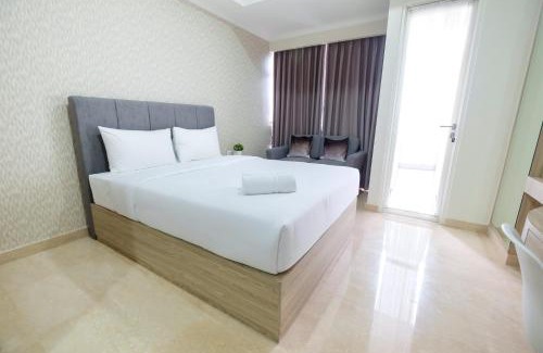 Cikini Apartment | Minimalist Studio Menteng Park Apartment By Travelio