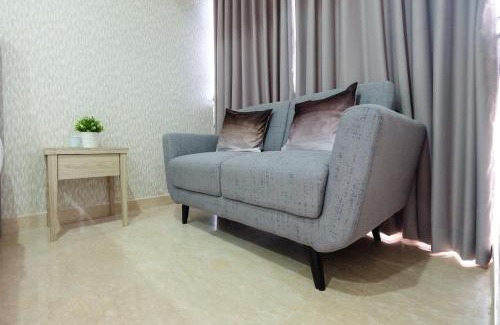 Cikini Apartment | Minimalist Studio Menteng Park Apartment By Travelio