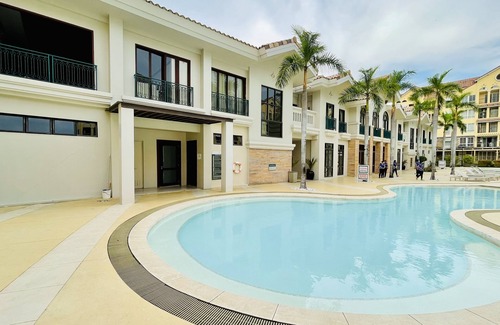 Mambaling Condo | MINIMALIST, STYLISH, ELEGANT — 2BR CONDO AT AMALFI OASIS