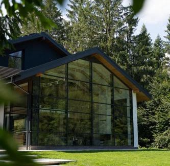Poiana Micului Ski Chalet | Minka - nordic cabin hideaway